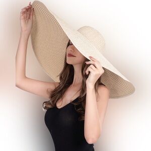 Summer Beach Wide Brim Straw Hat - Foldable Brim Hat - Khaki / Cream (color)